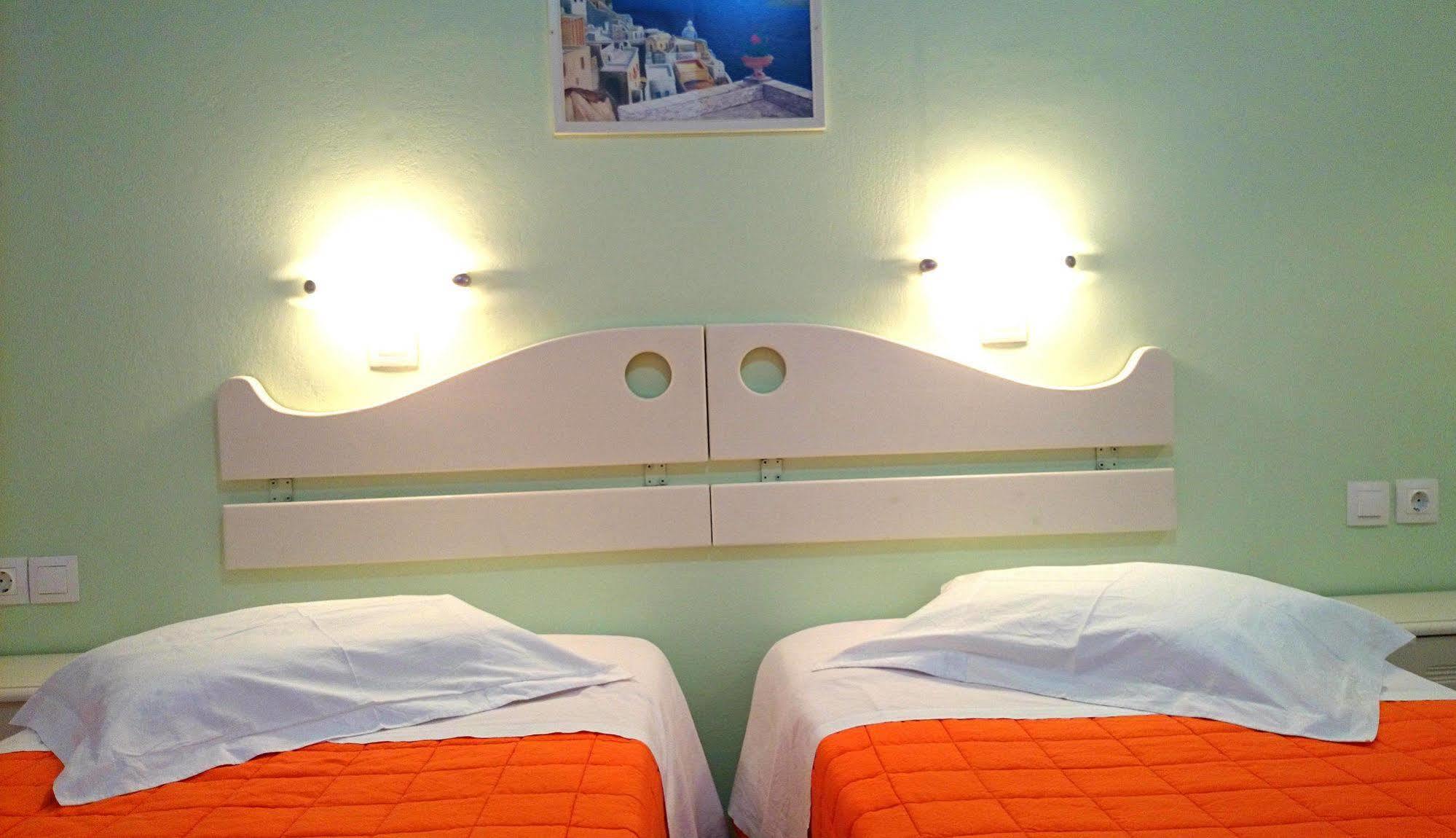 Athena Rooms Chora  Bagian luar foto