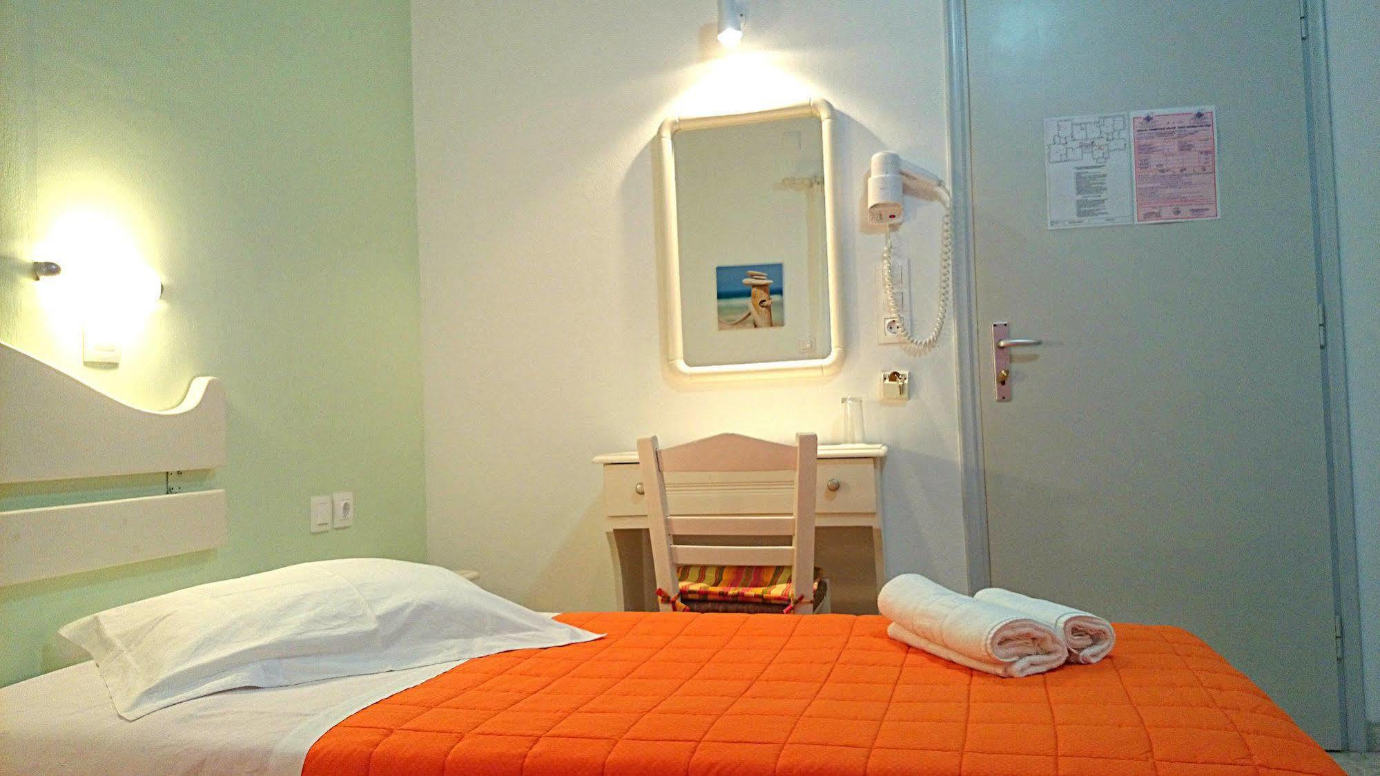 Athena Rooms Chora  Bagian luar foto