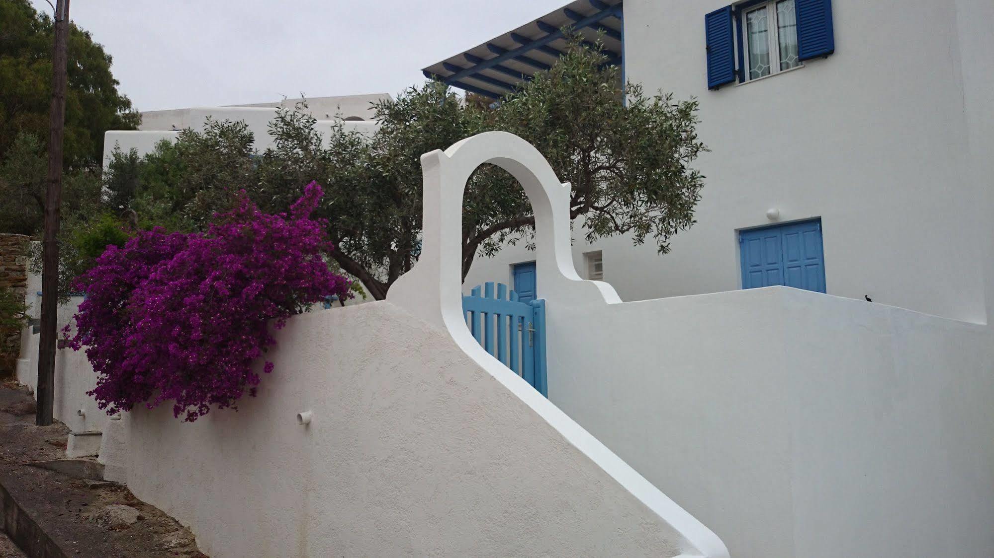 Athena Rooms Chora  Bagian luar foto
